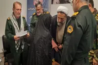 تجلیل از همسران شهیدان جدلیها و دمساز در دیدار فرماندهان با نماینده ولی‌فقیه در قزوین