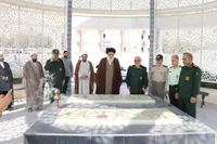 آیت‌الله حسینی همدانی: دفاع مقدس گنجینه‌ای ارزشمند برای ترویج فرهنگ انقلاب اسلامی است