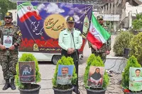 گلباران یادمان شهدای انتظامی فارس در محل حمله دشمن در «جنگ رمضان»