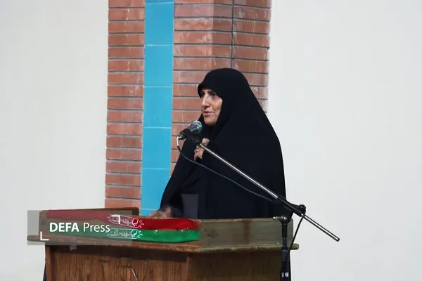 زنان باید با تکیه بر الگو‌های دینی، پیشگام در انتقال فرهنگ دفاع مقدس باشند