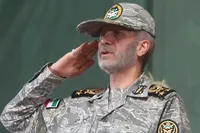 فرمانده کل ارتش: تا آخرین قطره خون از ایران دفاع می‌کنیم
