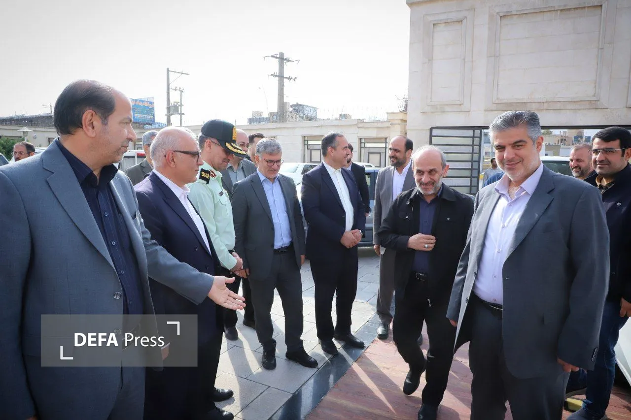 تصاویر/ رئیس سازمان صداوسیما جمهوری اسلامی ایران وارد اراک شد