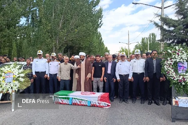 مراسم تشییع باشکوه پیکر شهید «احسان منتشلو» در دلبران قروه برگزار شد