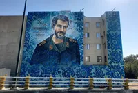 دیوارنگاره شهید «سعید قهاری» در بزرگراه شیخ فضل‌الله نوری