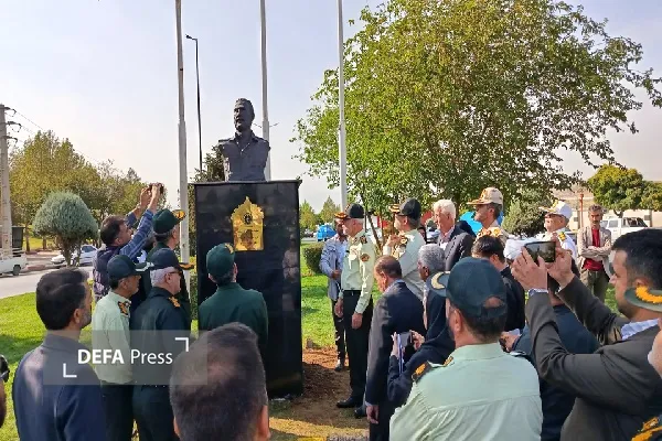تندیس شهید مدافع امنیت در سنندج رونمایی شد