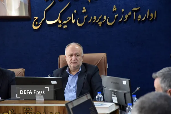 زنگ ایثار و مقاومت در مدارس نواخته می‌شود