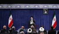 فیلم/ امام خامنه‌ای: با قوت و روحیه‌ به کار خود ادامه دهید