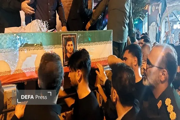 وداع مردم نکا با پیکر شهید «یعقوبی گلوردی» + تصاویر