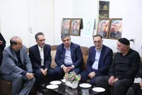 تصاویر/ دیدار معاون رئیس جمهور با خانواده شهیدان فضلی در خمین