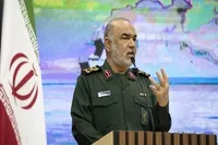 اللواء سلامي: ضربنا 12 سفينة إسرائيلية بالبحرين الأحمر والمتوسط