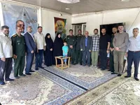 دیدار سردار شریف با خانواده سپهبد شهید پاکپور