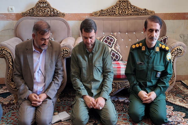 مرغزاری: پرچمی که امام راحل برافراشت شهدا در اهتزاز نگه داشته اند