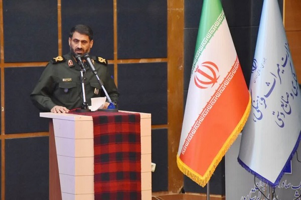 لرستان در خط مقدم مبارزه با دشمن در جنگ رمضان قرار داشت لرستان در خط مقدم مبارزه با دشمن در جنگ رمضان قرار داشت