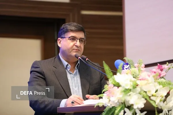 ۸ مطالبه کلیدی استاندار از وزارت ارتباطات برای رفع چالش‌های زیرساختی