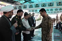 تصاویر/ تقدیر از سربازان نمونه در گلزار شهدای قم