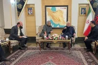 مومنی: هیات‌های مختلفی سیاسی دنیا برای ادای احترام به رهبر شهید انقلاب اسلامی به ایران می‌آیند
