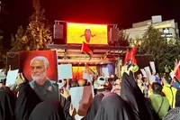 برگزاری جشن پیروزی مردم غزه در میدان‌ نبوت نارمک تهران