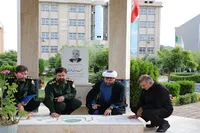 ادای احترام مدیرکل حفظ آثار گیلان به شهدای گمنام دانشگاه آزاد رشت