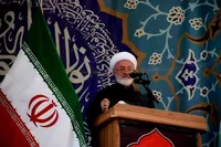مقاومت ملت ایران معادلات دشمن را تغییر داد