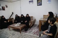 تصاویر/ دیدار با خانواده معظم شهید جنگ تحمیلی سوم در ارومیه
