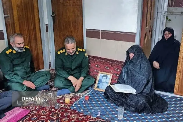 دیدار با خانواده شهدا