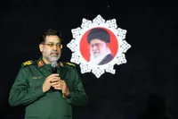 حفظ وحدت ملی مهم‌ترین راه مقابله با توطئه‌های دشمن است