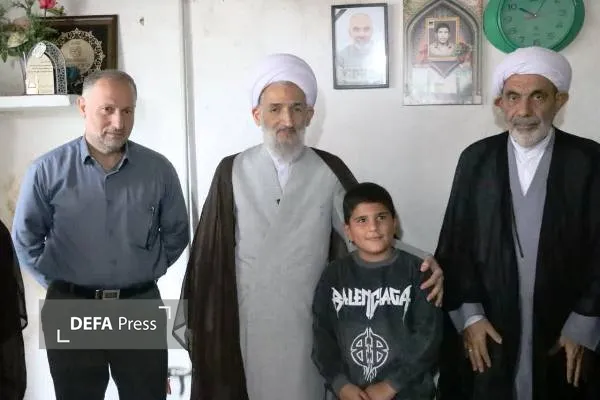 دیدار نماینده ولی‌فقیه در مازندران با مادر شهید «موسوی» در روستای کِنِت+ تصاویر