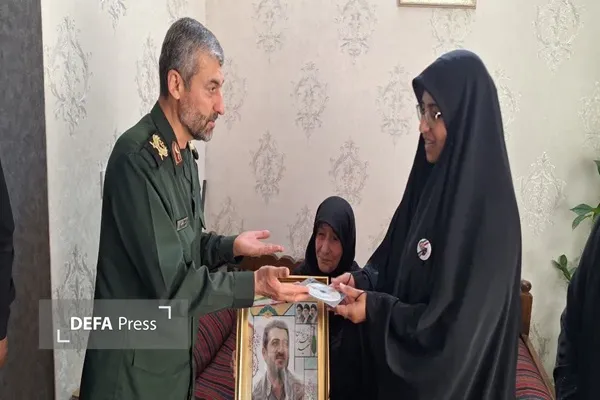 خانواده شهید علیرضا دوستمحمدی
