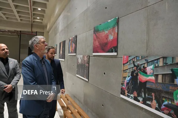 نمایشگاه عکس تهران خط مقدم مقاومت