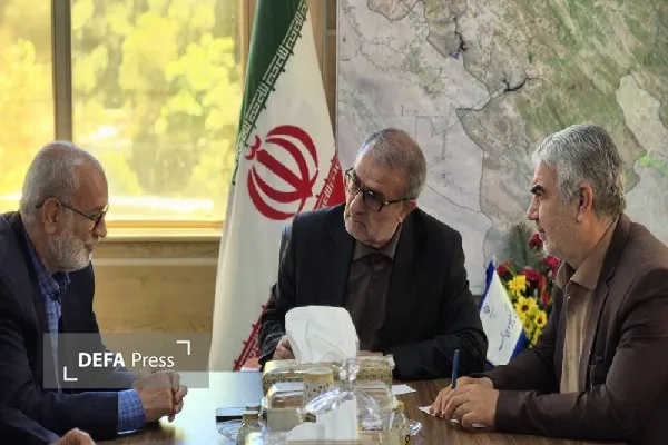 فرمانده لشکر 19 فجر در دوران هشت سال دفاع مقدس فرمانده لشکر 19 فجر در دوران هشت سال دفاع مقدس