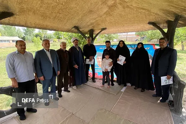 تصاویر/ حضور مدیرکل بنیاد شهید آذربایجان شرقی در جمع صمیمی رزمندگان و خانواده معظم شهدای گروه 60 رسالت