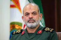 سرلشکر وحیدی: هیچ قدرت فرامنطقه‌ای حق مداخله در تنگه هرمز و خلیج فارس را ندارد