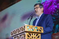 رزمندگان، دستان خدا روی زمین هستند