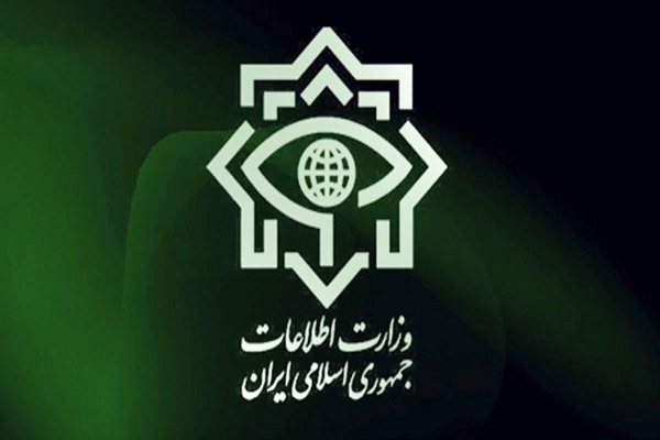 خون شهید، چراغ راه وحدت و انسجام ملت ایران است