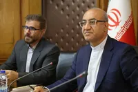 شهید اشرفی اصفهانی محور وحدت و مقاومت مردم کرمانشاه بود