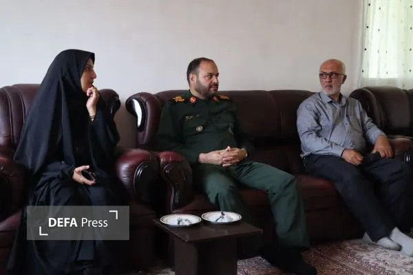 عیادت مدیرکل حفظ آثار دفاع مقدس مازندران از آزاده دفاع مقدس حجت الاسلام «جمشیدی» + تصاویر