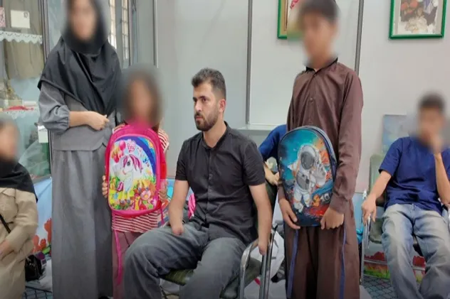 فیلم/ «آقای لانچر» در معراج شهدا بذر امید کاشت