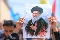 اجتماع بزرگ معلمان، دانش آموزان فارس در رثای قائد شهید امت