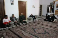 دیدار مدیرکل حفظ آثار دفاع مقدس کرمان و جمعی از مسئولان با خانواده شهید پاسدار «سعید رحمانی»