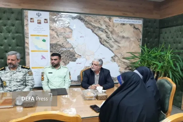 نشست مشترک سرهنگ جوان با فرماندار مشهد .