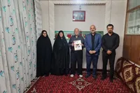 دیدار مسئولان بنیاد شهید همدان با خانواده شهدا + تصاویر