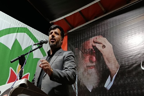 دشمن در میدان نظامی شکست خورده و مذاکره باید از موضع اقتدار و عزت باشد