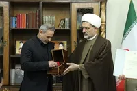 انگشتر حاج قاسم سلیمانی به موزه حشدالشعبی اهدا شد