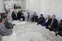جعفر مردانی با خانواده شهید محسن کریمی دیدار کرد