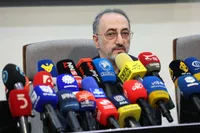 اسحاقی: «ایران قوی» از مهم‌ترین محور‌های فکری رهبر شهید بود