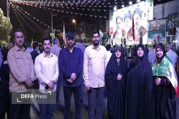 شبی که شعر میدان دار شد+ تصاویر