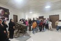 تصاویر/ بازدید دانش‌آموزان از موزه دفاع مقدس و مقاومت اردبیل