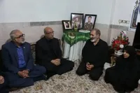 شهدا حافظان اصلی نظام جمهوری اسلامی هستند