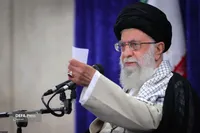 شاخصه‌های قدرت شناختی در اندیشه امام خامنه‌ای بررسی می‌شود