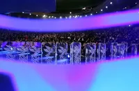 روز هفتم فجر ۴۴؛ از «حاشیه»‌های اجتماعی تا «پل» دفاع مقدس و «کافه سلطان»